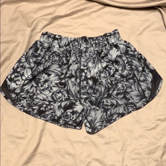 lululemon athletica Pants - Hotty Hot Shorts